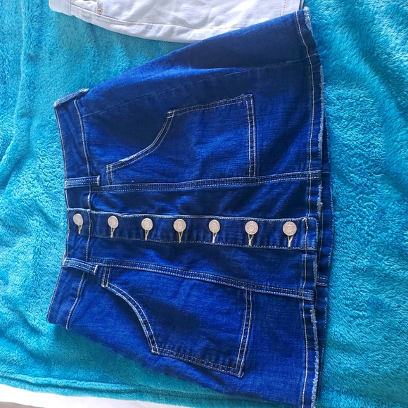 Jean skirt bundle - Picture 2 of 4